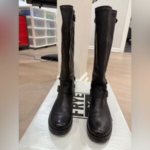 Excellent condition. Frye Veronica Back Zip Black Leather Boots. Size 8.5